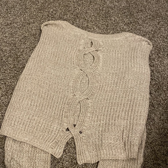Express sweater - Picture 3 of 3